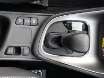 Mazda 2 Hybrid