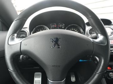 Peugeot RCZ