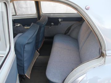 Peugeot 203