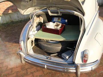 Peugeot 203