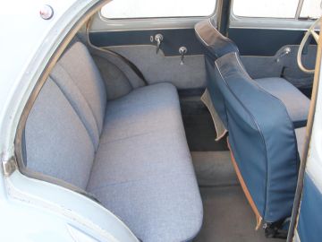 Peugeot 203