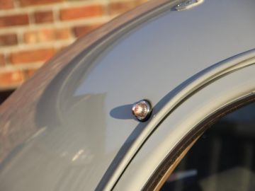 Peugeot 203