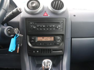 Peugeot 1007