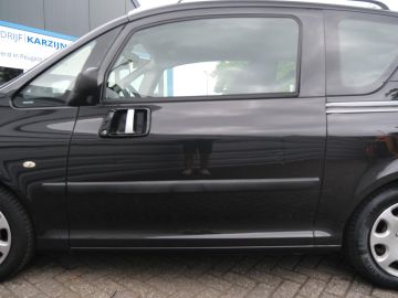 Peugeot 1007