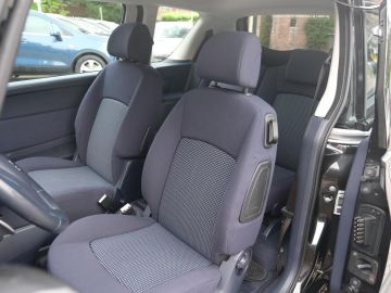 Peugeot 1007