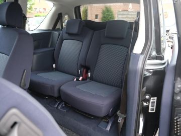 Peugeot 1007