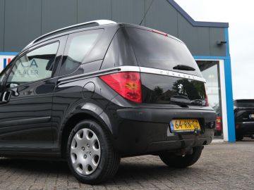 Peugeot 1007