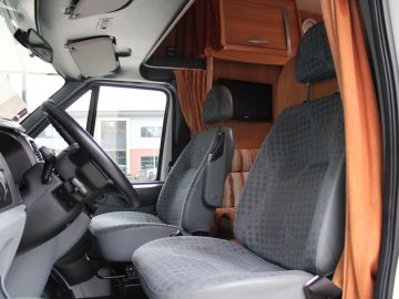 Chausson FLASH 03 M08 - Trekhaak - 6 Persoons - Cruise - Airco - Luifel - Fietsendrager - Rijklaar