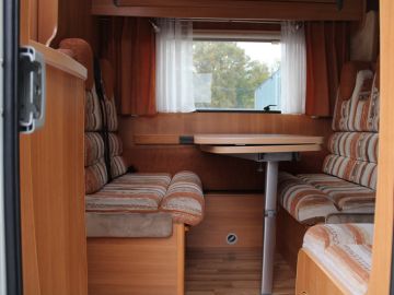 Chausson FLASH 03 M08 - Trekhaak - 6 Persoons - Cruise - Airco - Luifel - Fietsendrager - Rijklaar