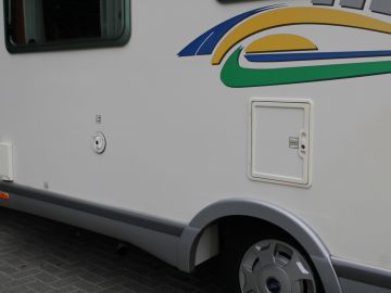 Chausson FLASH 03 M08 - Trekhaak - 6 Persoons - Cruise - Airco - Luifel - Fietsendrager - Rijklaar