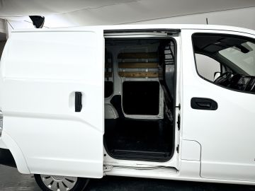 Nissan E-NV200