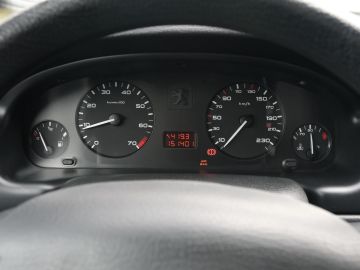 Peugeot 406