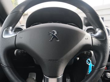 Peugeot RCZ