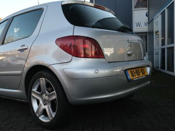 Peugeot 307