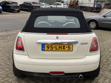 MINI Cooper Cabrio