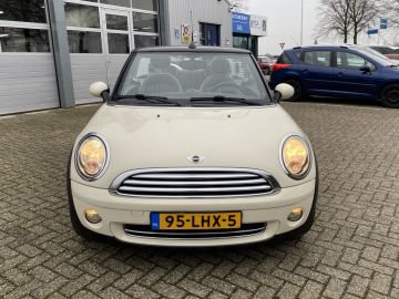 MINI Cooper Cabrio