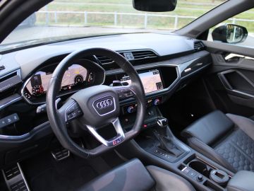 Audi RSQ3