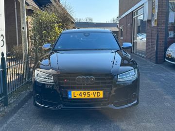 Audi S8