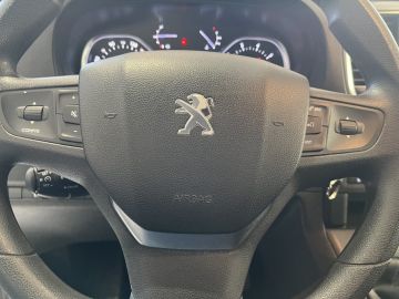 Peugeot Traveller