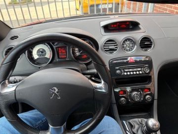 Peugeot RCZ