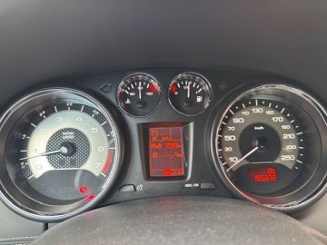 Peugeot RCZ