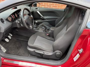Peugeot RCZ
