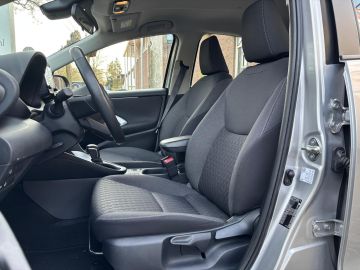 Mazda 2 Hybrid
