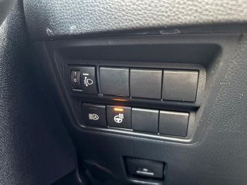 Mazda 2 Hybrid